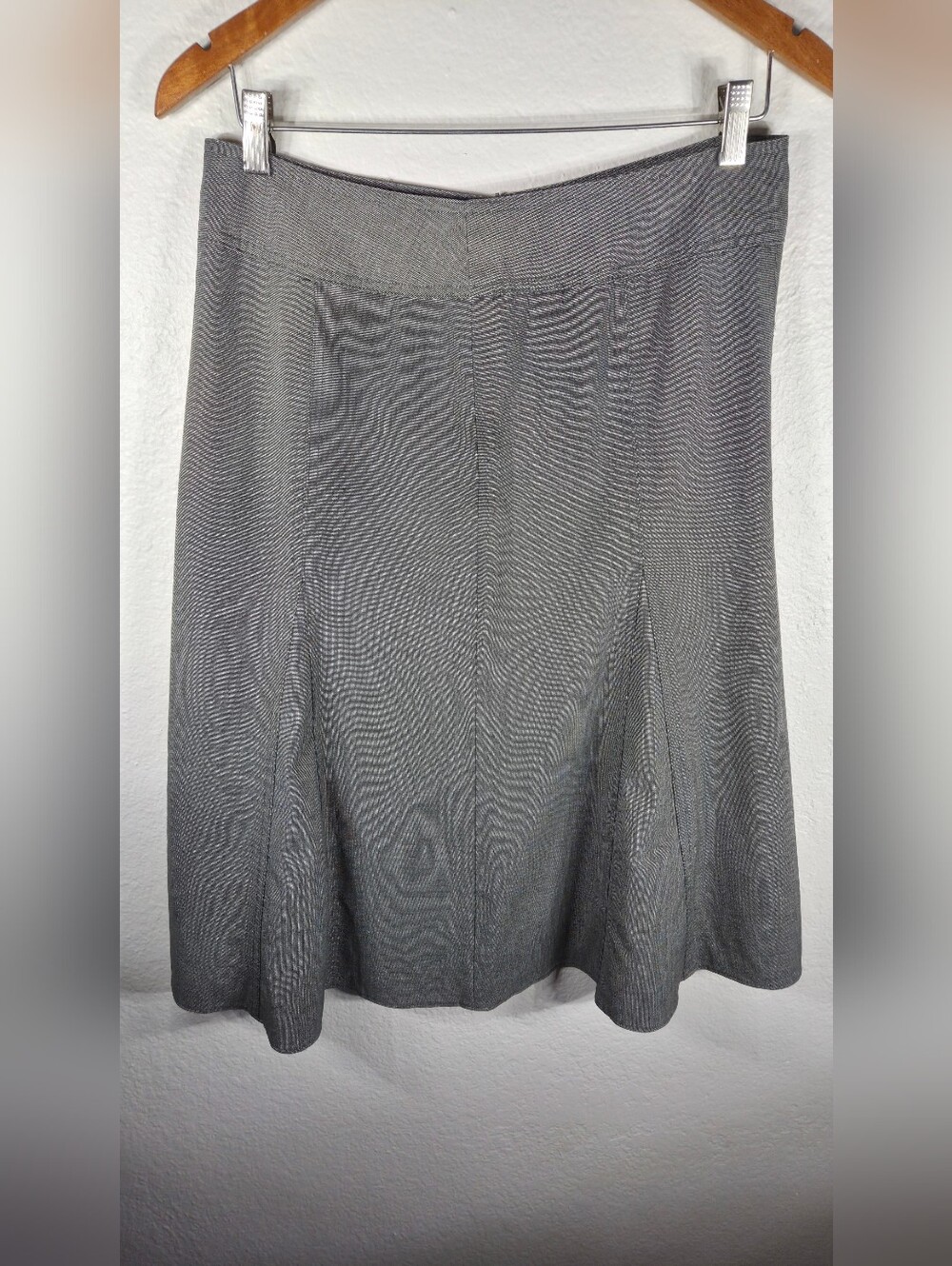 Sandro Sportswear Classic Gray Trumpet Fluted Midi Skirt Size 8 Zip Back